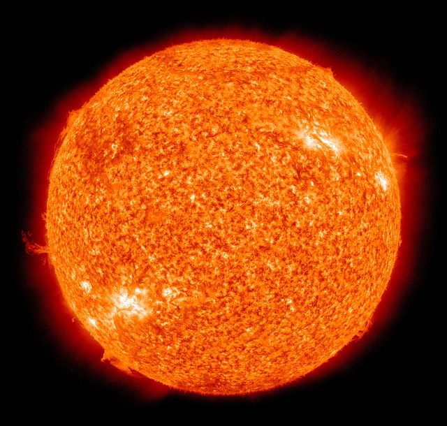 太陽の仕組みとは！？核融合が起きて燃えてる！！