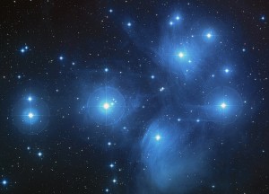 the-pleiades-star-cluster-11637_640
